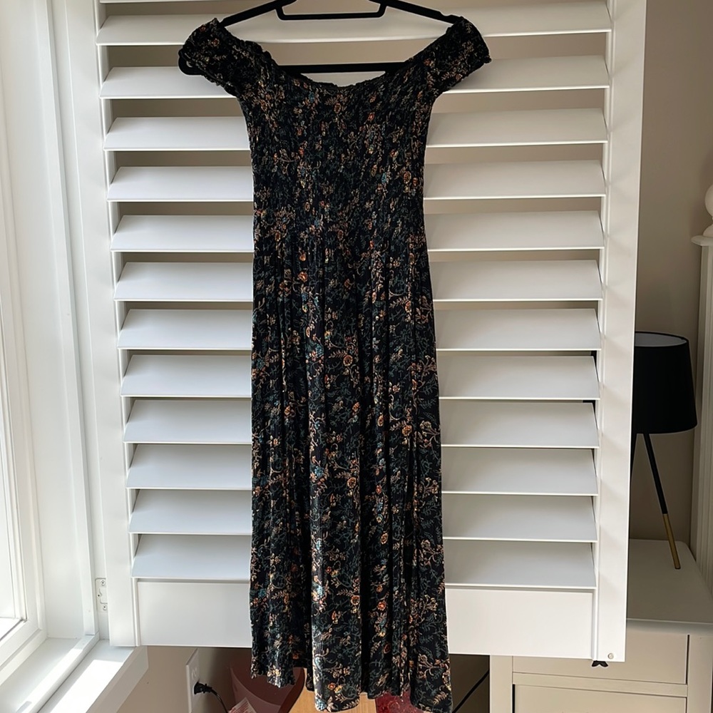 ecote urban outfitters 90s scrunch top midi dress off the shoulder xs
